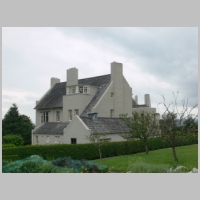 Mackintosh, Hill House, photo by Remi Mathis on Wikipedia,2.JPG